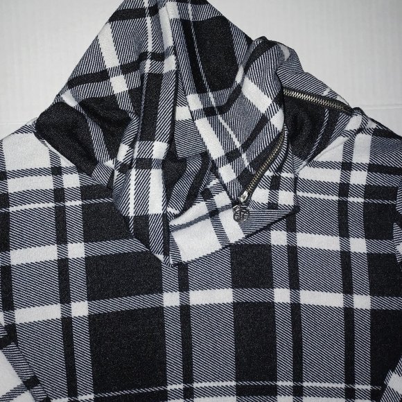 ADRIENNE VITTADINI WOMEN'S PLAID LONG SLEEVE COWL NECK TOP - Picture 2 of 13